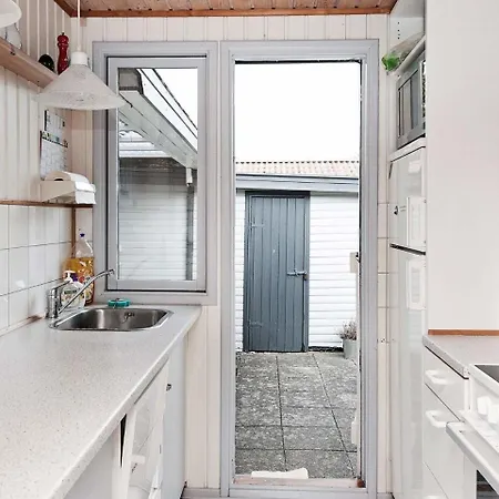 Dom wakacyjny Two-bedroom Holiday In 2 *