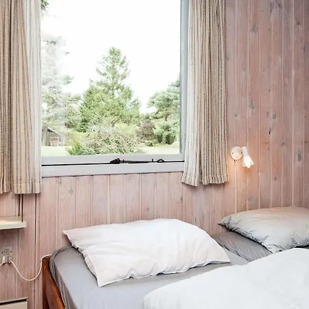 Dom wakacyjny Two-bedroom Holiday In 2 Ebeltoft