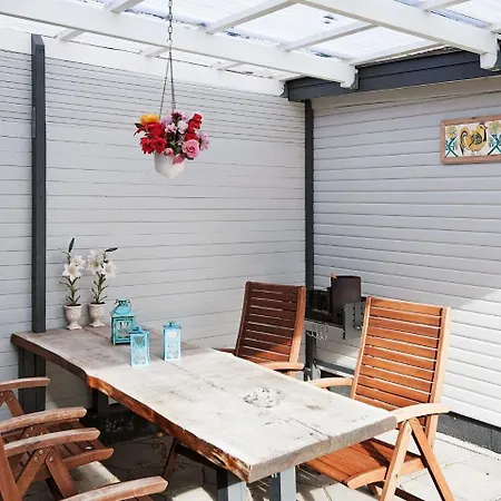 Two-bedroom Holiday In 2 Dom wakacyjny Ebeltoft
