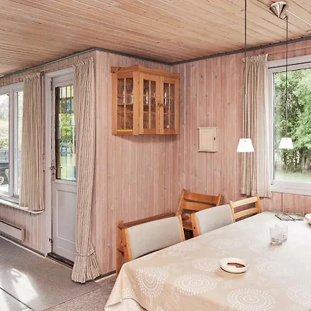 Two-bedroom Holiday In 2 Dom wakacyjny